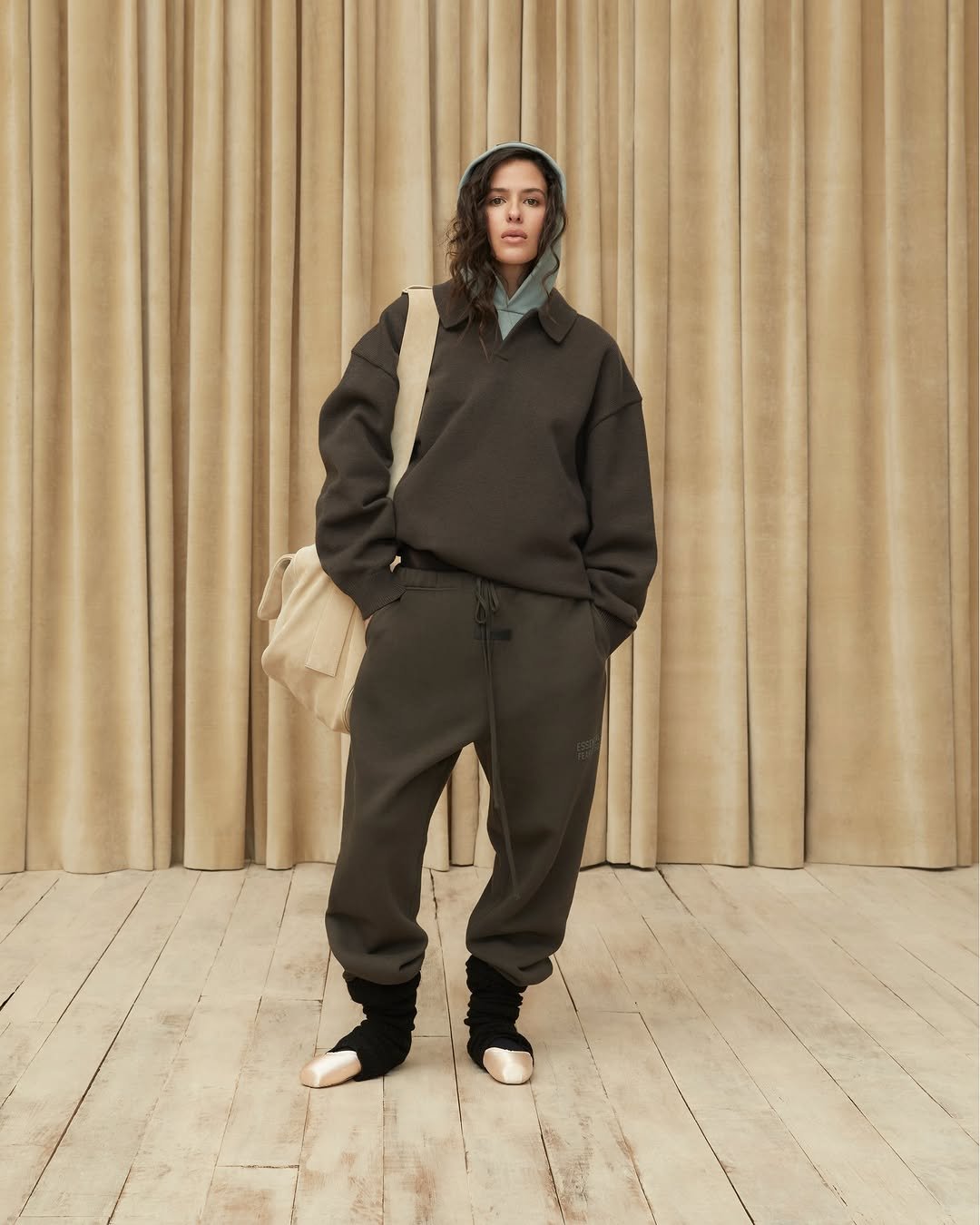 essentials-hoodies-banner-2